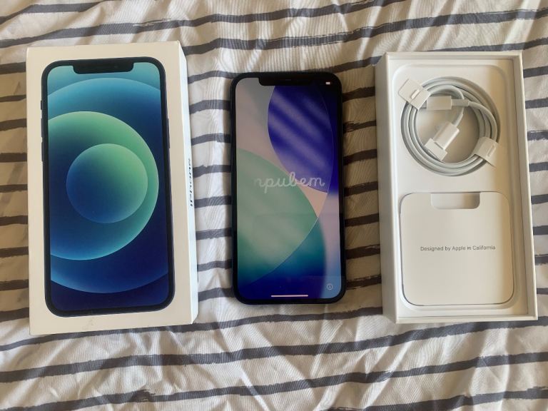 IPHONE 12 UNLOCKED ALL NETWORKS,64gb,BOXED WITH MANUALS,CHARGING 