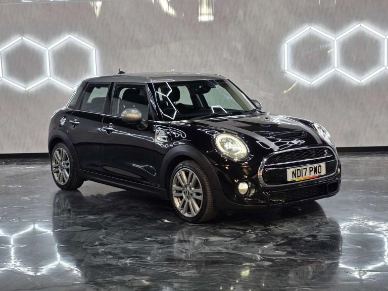 2017 MINI Hatch 2.0 Cooper S Seven 5dr Auto HATCHBACK PETROL Automatic