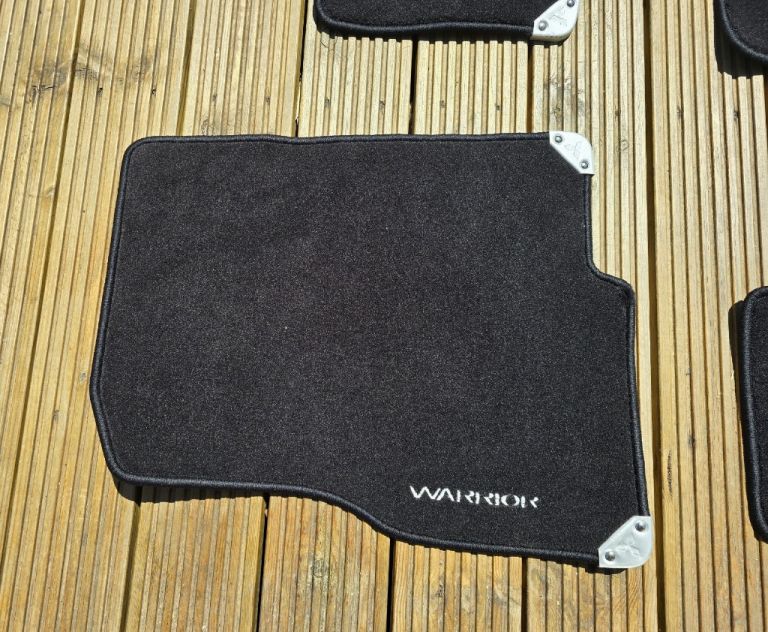 Mitsubishi car floor mats for L200 or Warrior