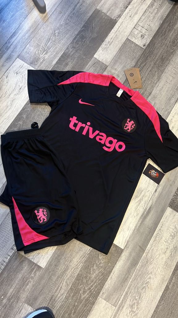 New Nike Football Kit - Black & Pink Chelsea