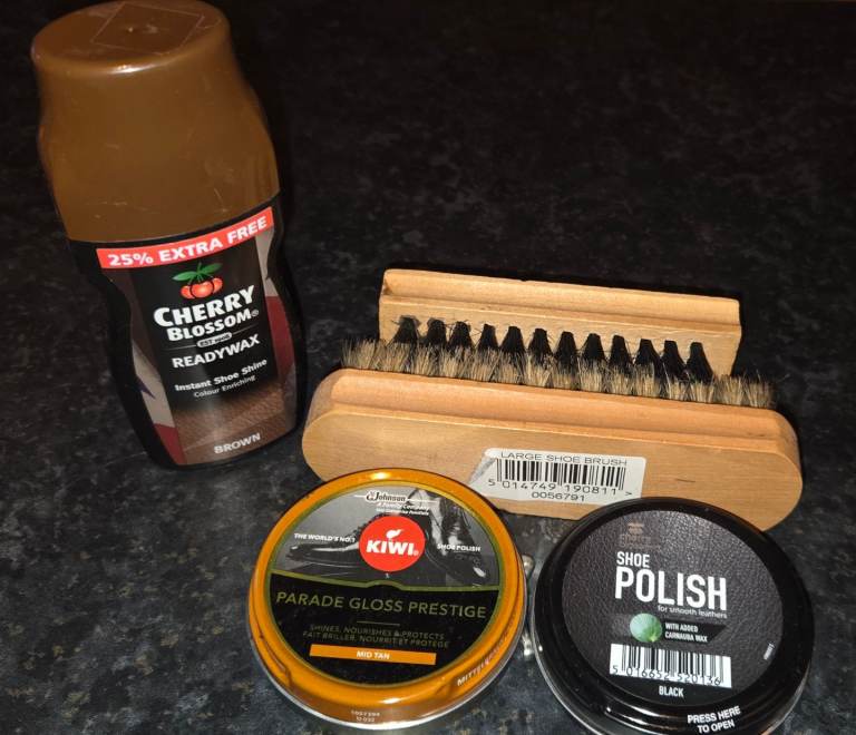 Shoe polish & Brushes