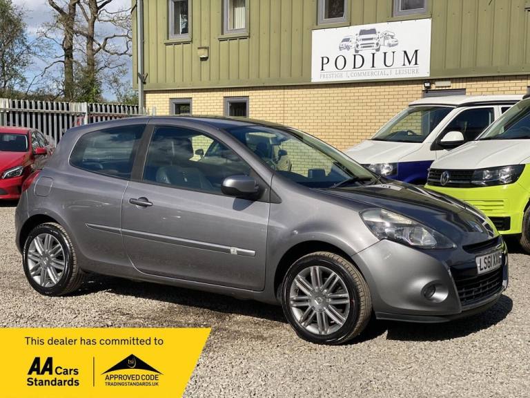 2011 Renault Clio 1.2 16V Dynamique TomTom 3dr HATCHBACK PETROL Manual