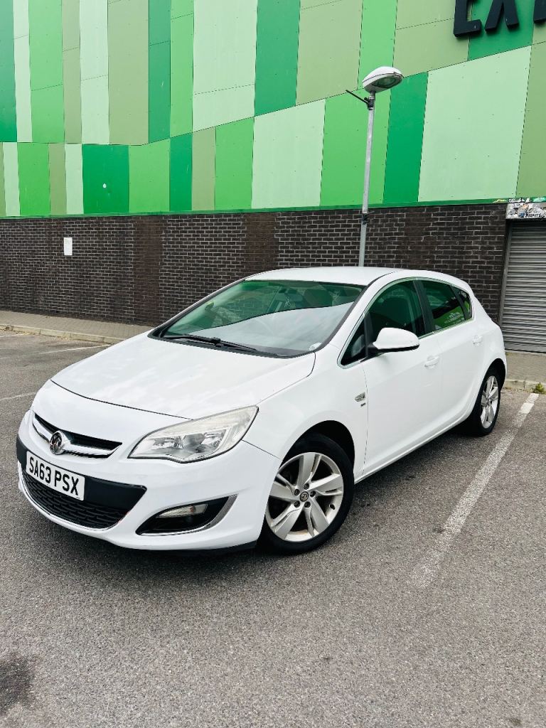 Vauxhall, ASTRA, Hatchback, 2013, Manual, 1398 (cc), 5 doors