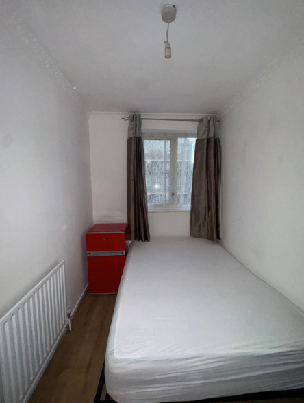 Double Room Shoreditch £900/pm - Bills Inc | Near Bethnal Green | E1