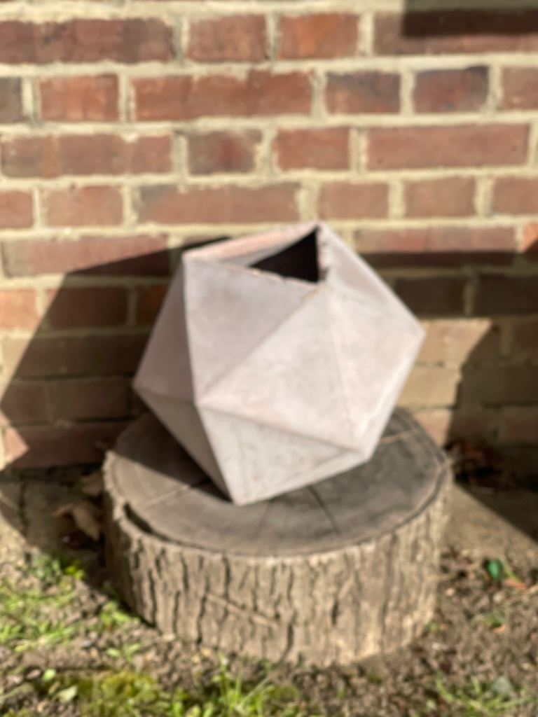 Gmtrx coloured concrete Icosahedron shell 