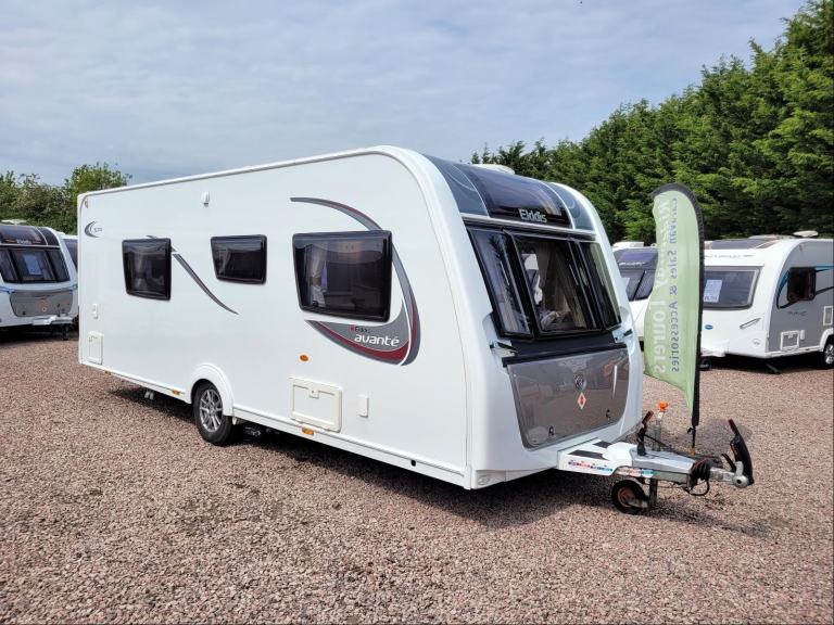 Elddis Avante 574 2016 Single Axle 4 Berth - Twin Fixed Beds, Motor Mover, ATC