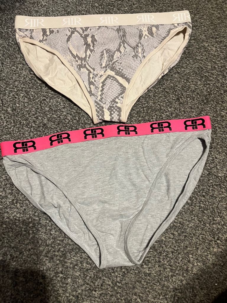 Brand new size 18/20 2 pairs of ladies river island briefs 