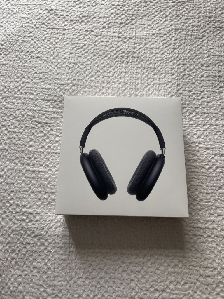 AirPods Max - Midnight- Flawless condition 