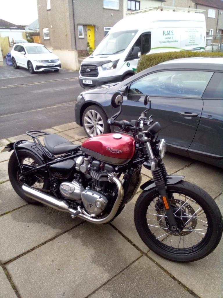 Triumph Boneville (Bobber), 1200CC