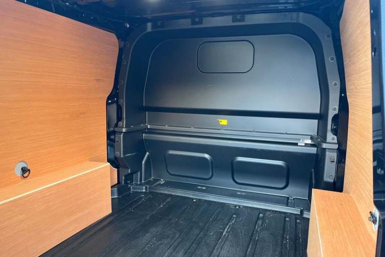 2025 Ford Transit Custom 320 Limited AUTO L2 LWB Double Cab In Van FWD 2.5 PHEV 232ps Low Roof Au...