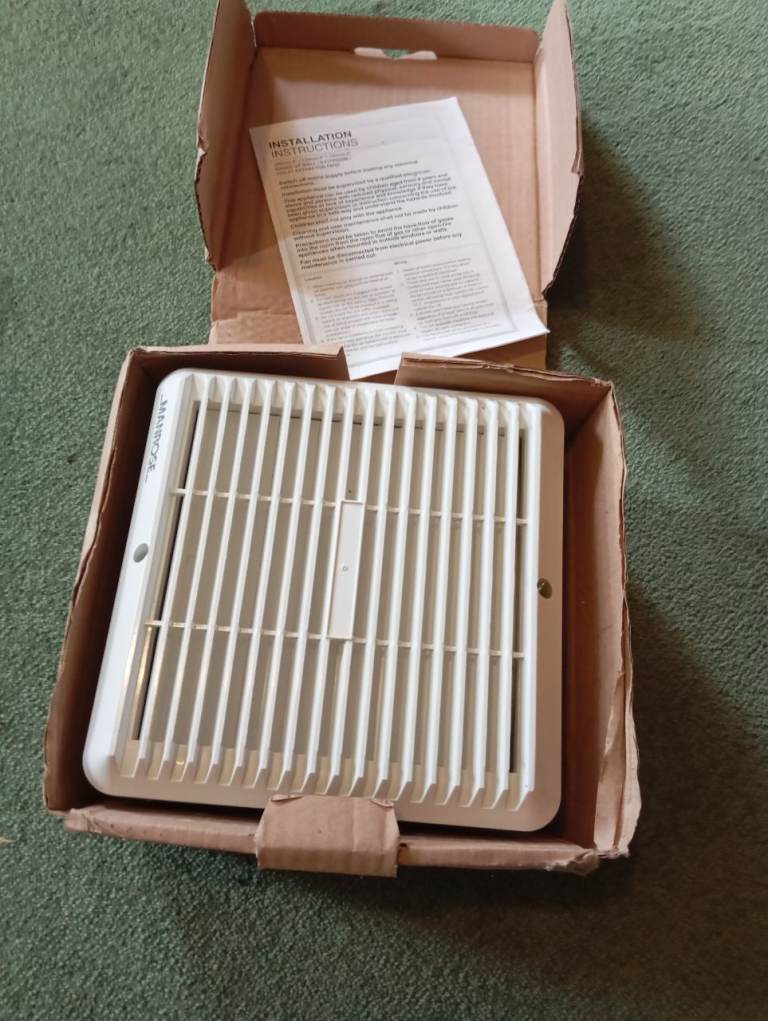 MANROSE XF150AP Extractor Fan 150mm (6") – New in Box
