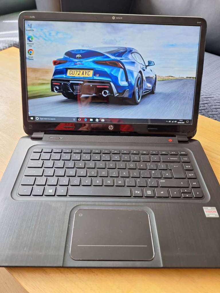 HP AMD A6+graphics : AMD Radeon,8gb ram,1tb hdd,win 10 laptop