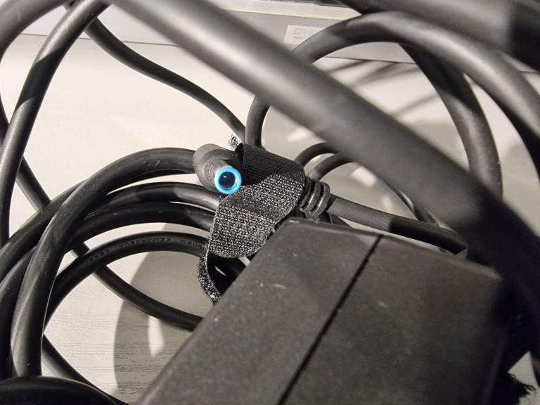 HP 65W Laptop Charger TPN-DA07 – Good Condition