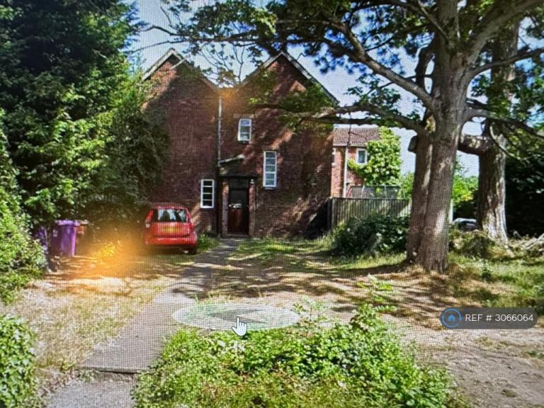 3 bedroom house in Wimborne Road, Wolverhampton, WV10 (3 bed) (#3066064)