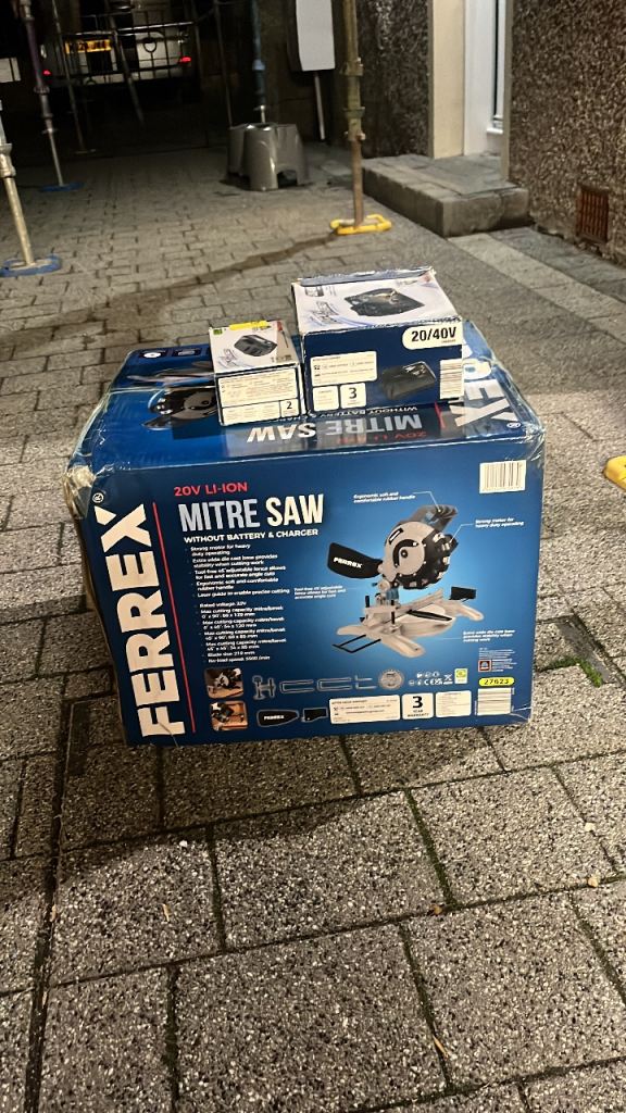 Mitre saw