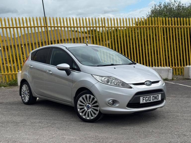 2010 Ford Fiesta 1.6 TDCi Titanium 5dr HATCHBACK Diesel Manual