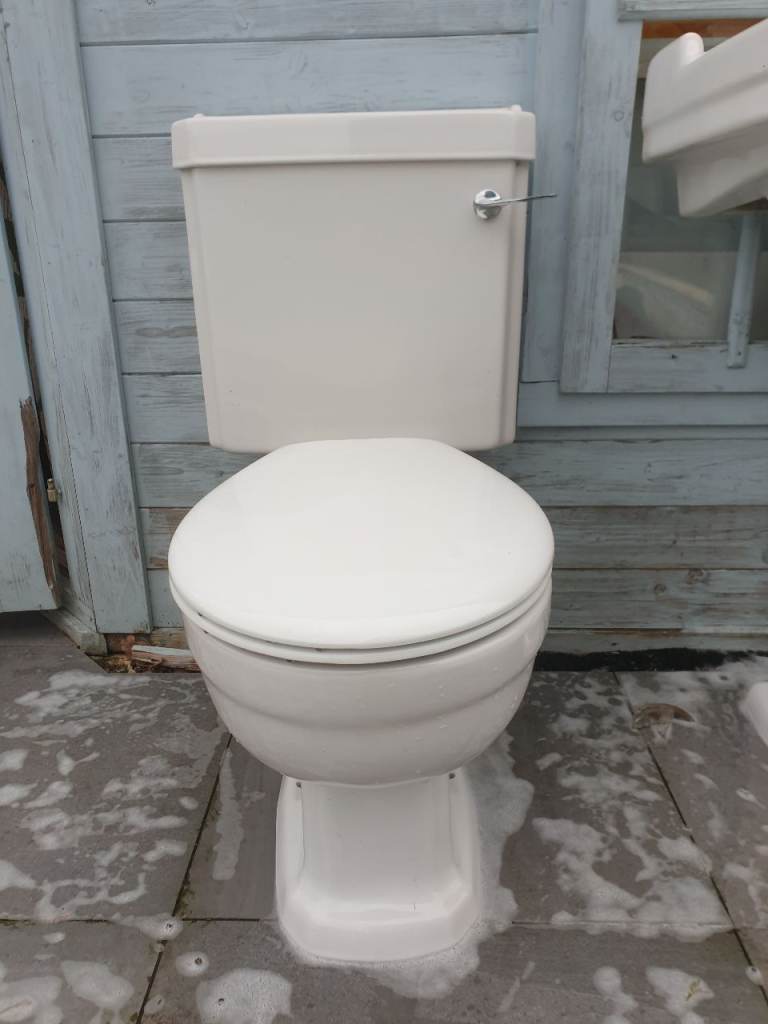 Hamilton Toilet .New  Unused