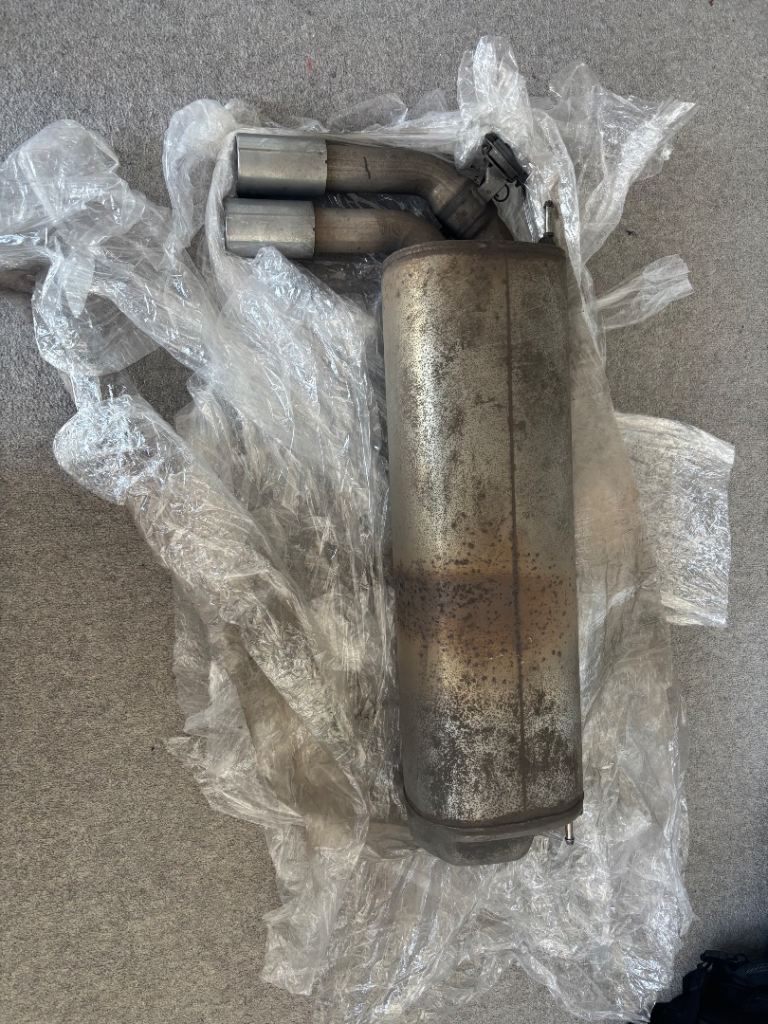 BMW 420i 2018 back box 