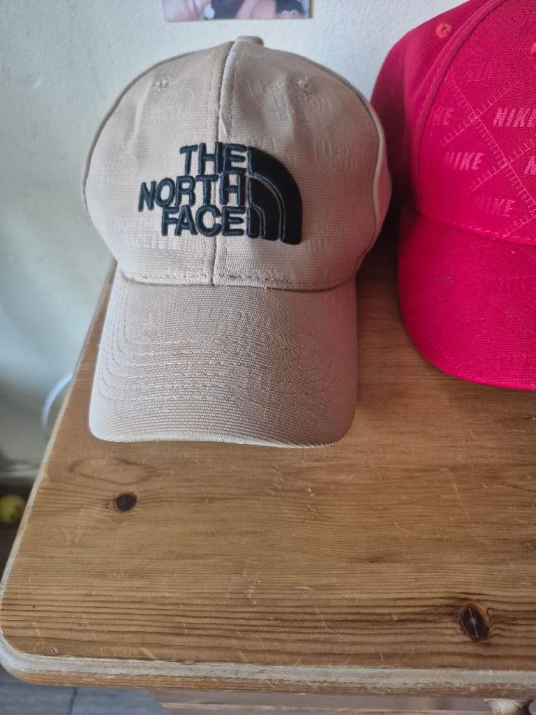The North Face & Nike Baseball Caps – Good Condition