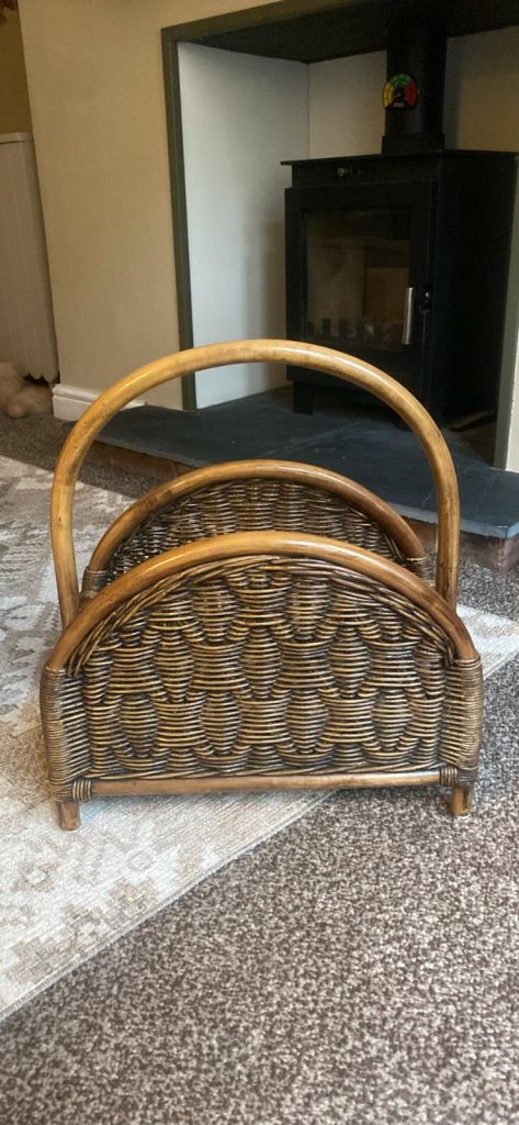 Magazine Rack 