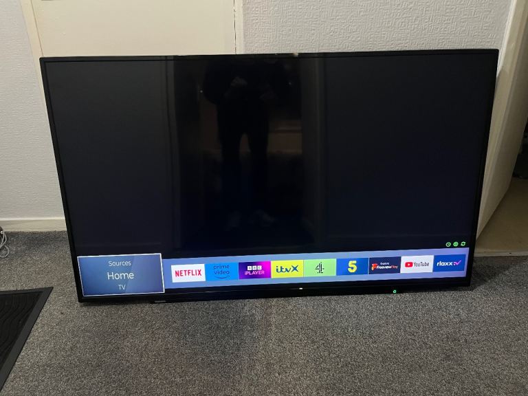 Toshiba 58" 4K Ultra HD HDR Smart TV in Great Condition