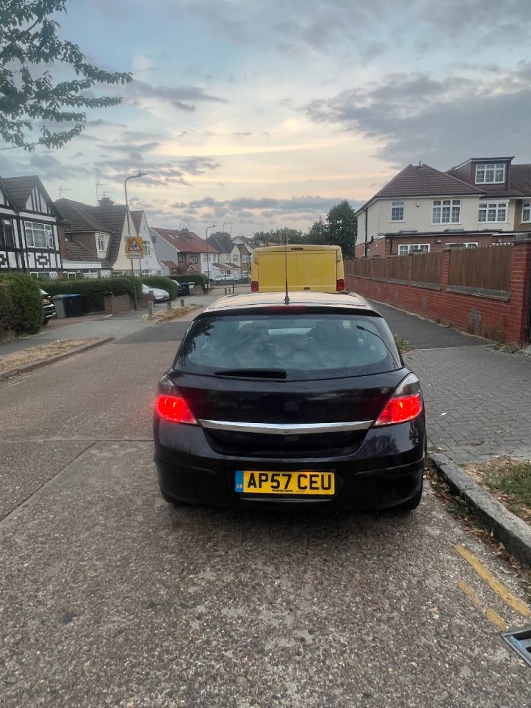 2007 Astra, drives perfectly and in good condition, new brakes fitted. 