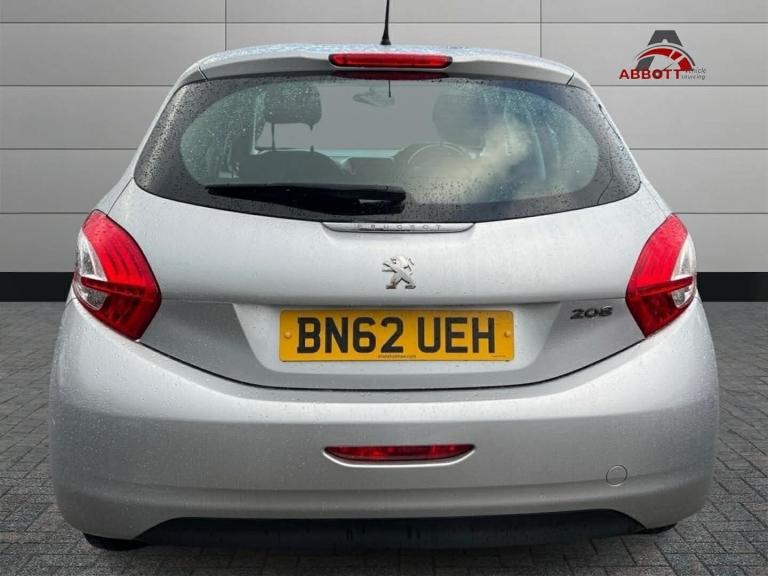 2012 Peugeot 208 1.4 HDi Access+ 5dr HATCHBACK Diesel Manual