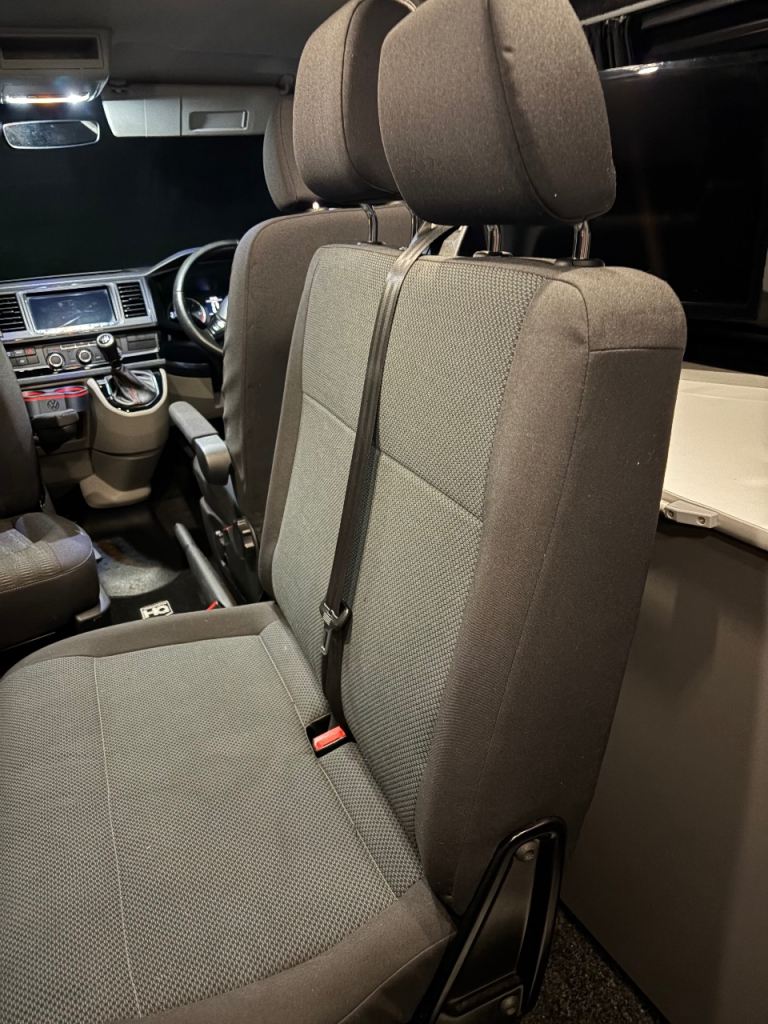 VW T6 Double seat
