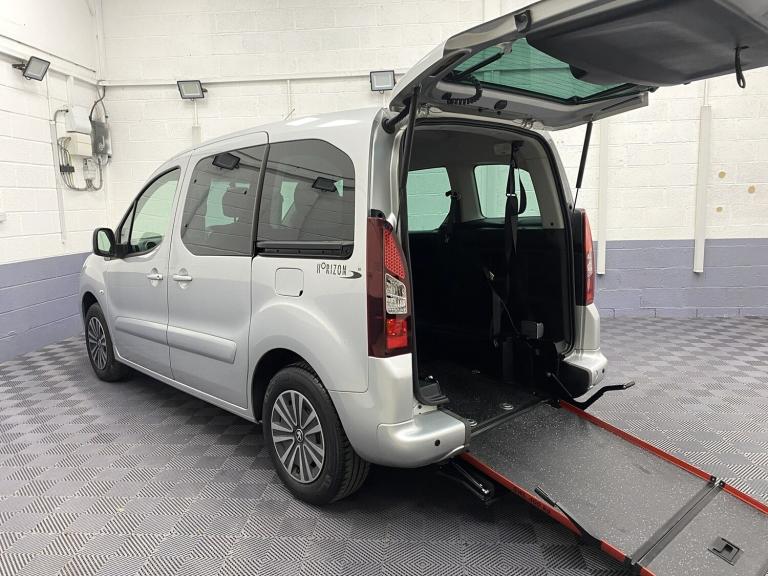 2019 68 Peugeot Partner Tepee 1.6 HDi 3 x Seat Wheelchair Accessible Vehicle WAV