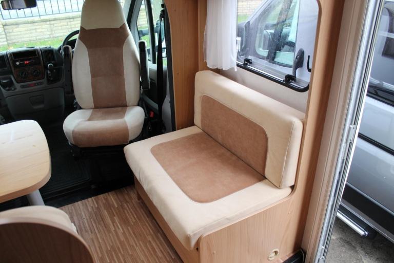 Burstner Levanto A576 DIESEL MANUAL 2008/58