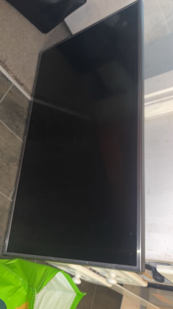 LG 43UH668V 43-inch Smart TV - Good Working Order