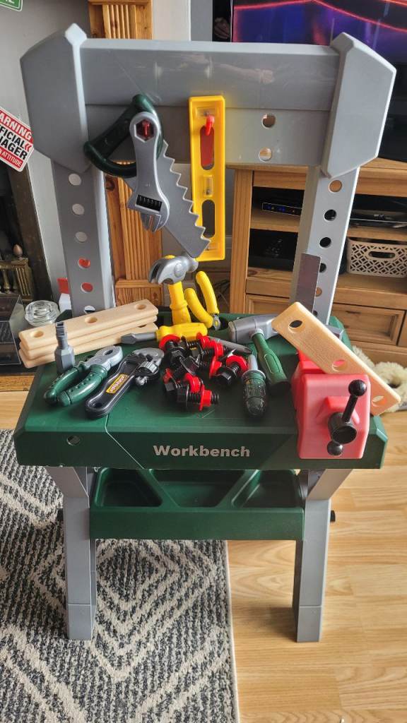 Childs workbench 