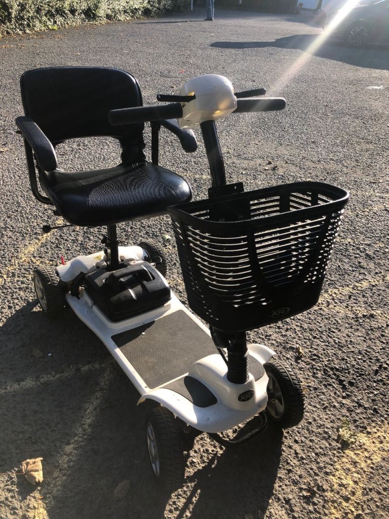 Scooter Aerolite  plus KR folding portable with basket 