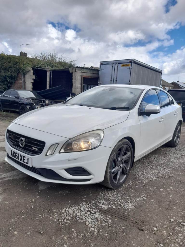 2011 Volvo S60 2.4 D5 R-Design AUTOMATIC