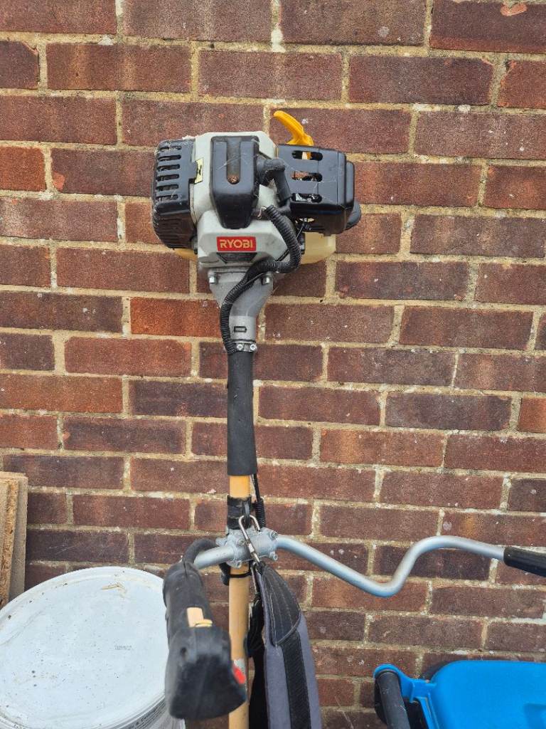 Ryobi Petrol Grass Trimmer - Good Condition