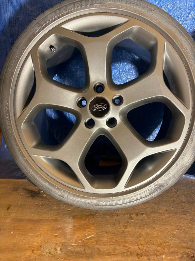 St snowflake alloys
