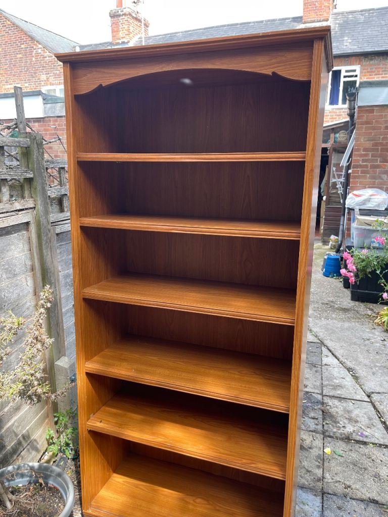 FREE BOOKCASE at Bedford 