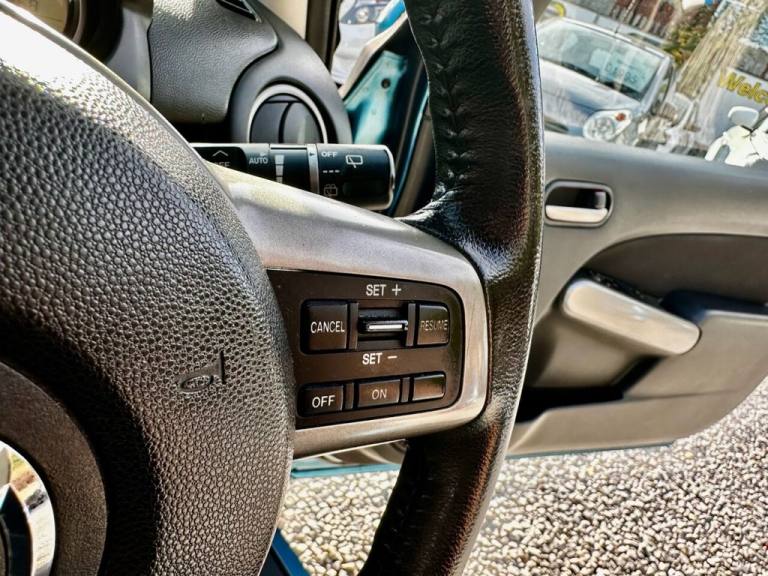 2011 Mazda Mazda2 1.5 Sport Hatchback 3dr Petrol Manual Euro 5 (102 ps) Hatchback Petrol Manual