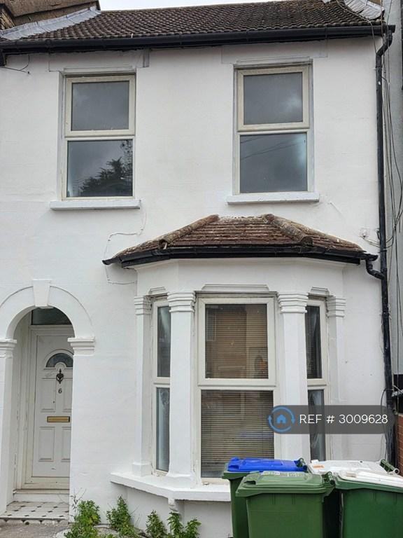 3 bedroom house in Gladeswood Road, Belvedere, DA17 (3 bed) (#3009628)