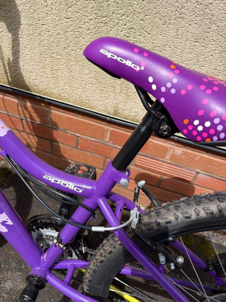 Apollo Mountain Bike – Purple, Good Condition