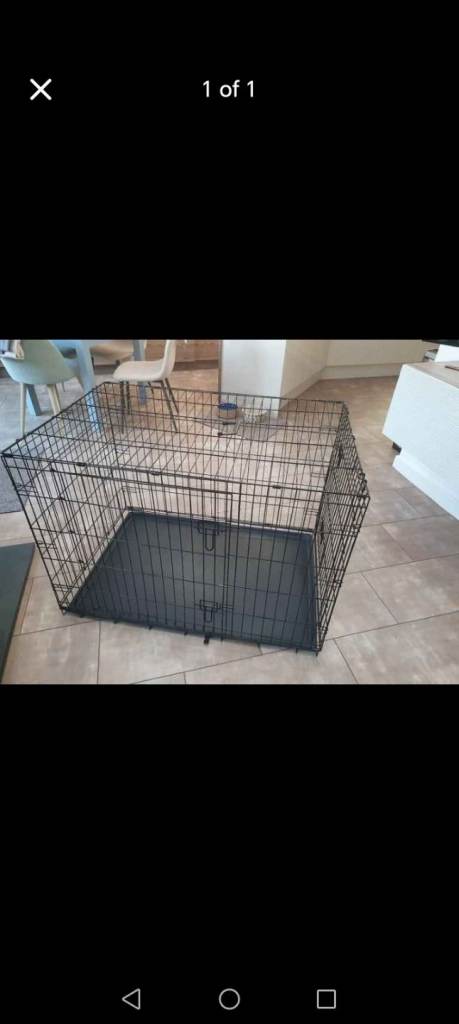 Medium dog crate