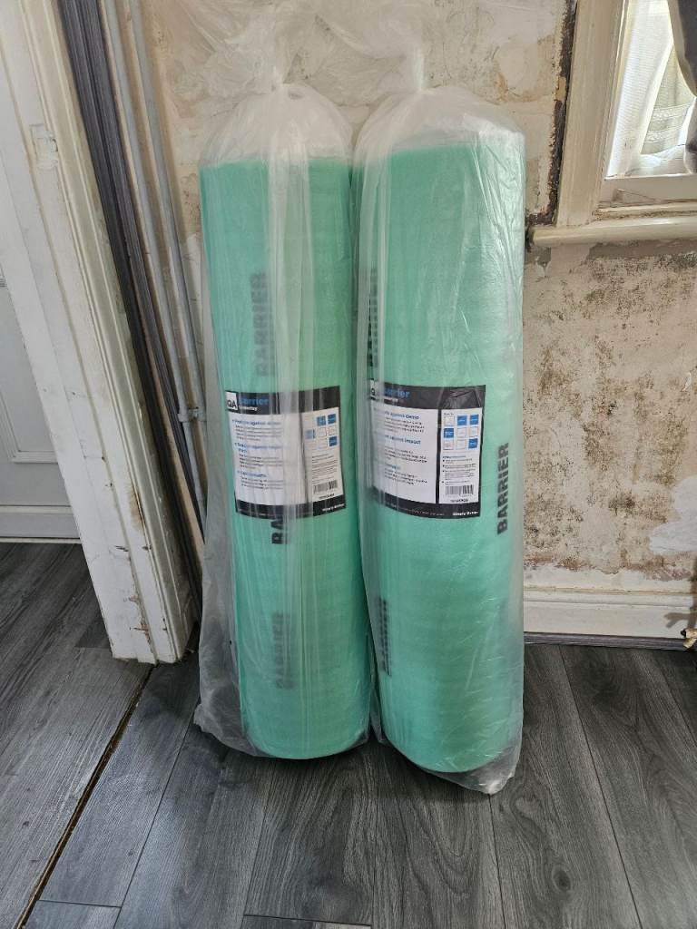 New Laminate Flooring with Underlay – Grey Wood Effect