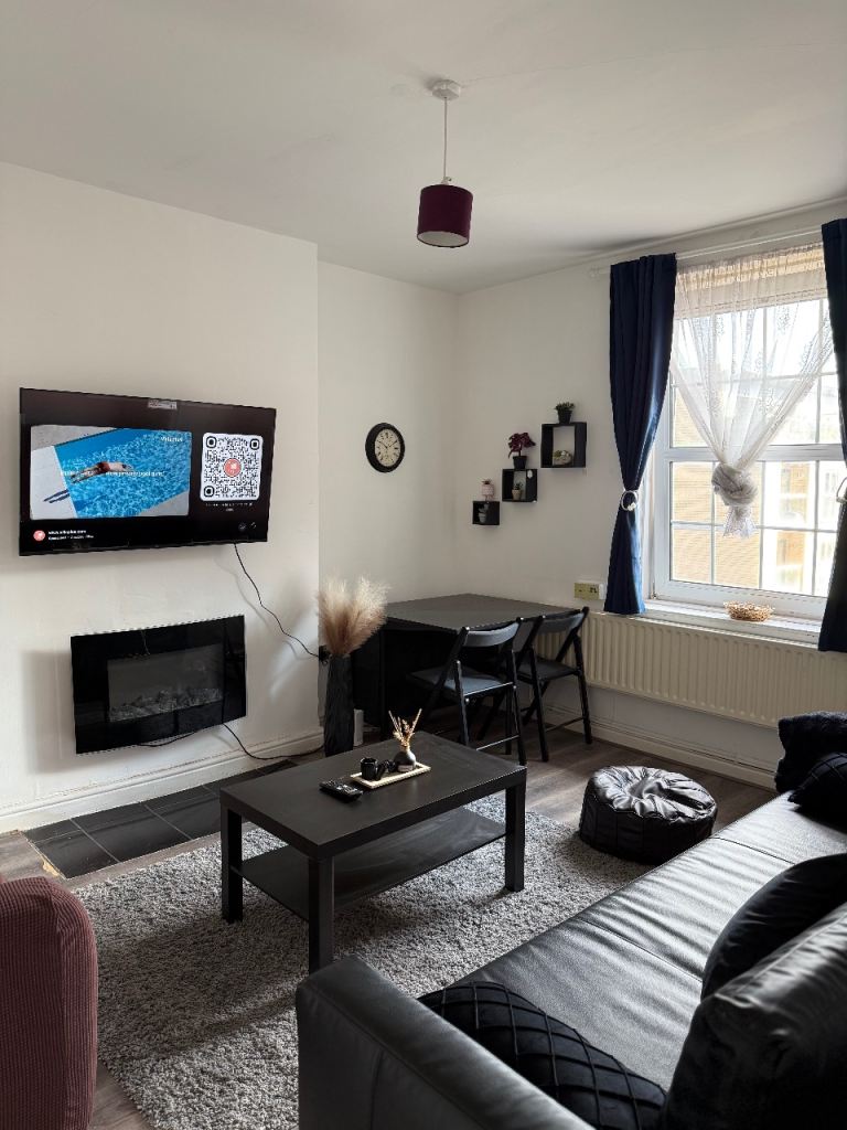 2 Bed Flat Heart Of Shoreditch