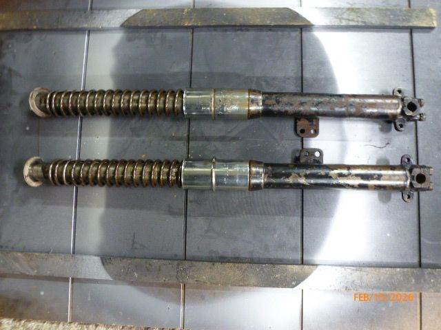 BSA Forks A7 A10 B31 B33 for spares or repairs.