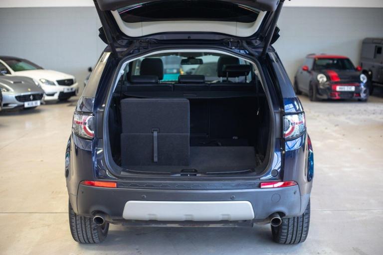 2016 Land Rover Discovery Sport 2.0 TD4 HSE Luxury SUV 5dr Diesel Auto 4WD Euro 6 (s/s) (180 ps) ...