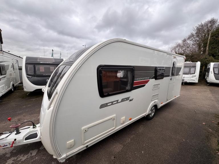STERLING ECCLES MOONSTONE  2013 MODEL 4 BERTH REAR WASHROOM TOURING CARAVAN