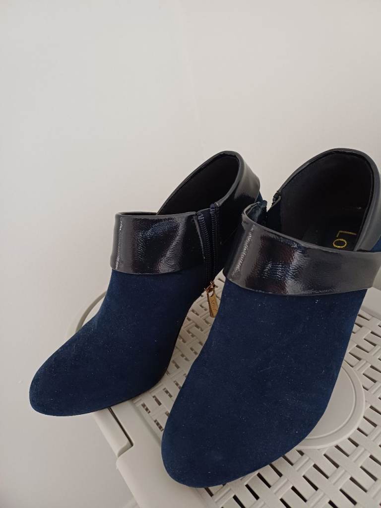 Blue and patent black