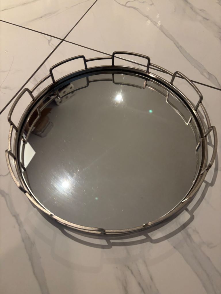 Display tray