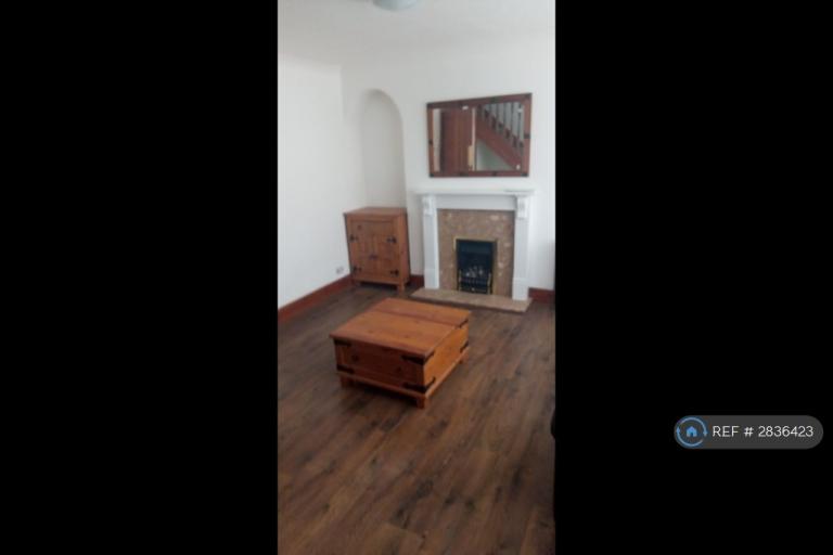 2 bedroom house in Broadgate Avenue, Nottingham, NG9 (2 bed) (#2836423)