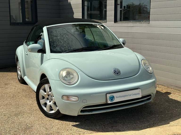 2004 Volkswagen Beetle 2.0 2dr Tip Auto CONVERTIBLE PETROL Automatic